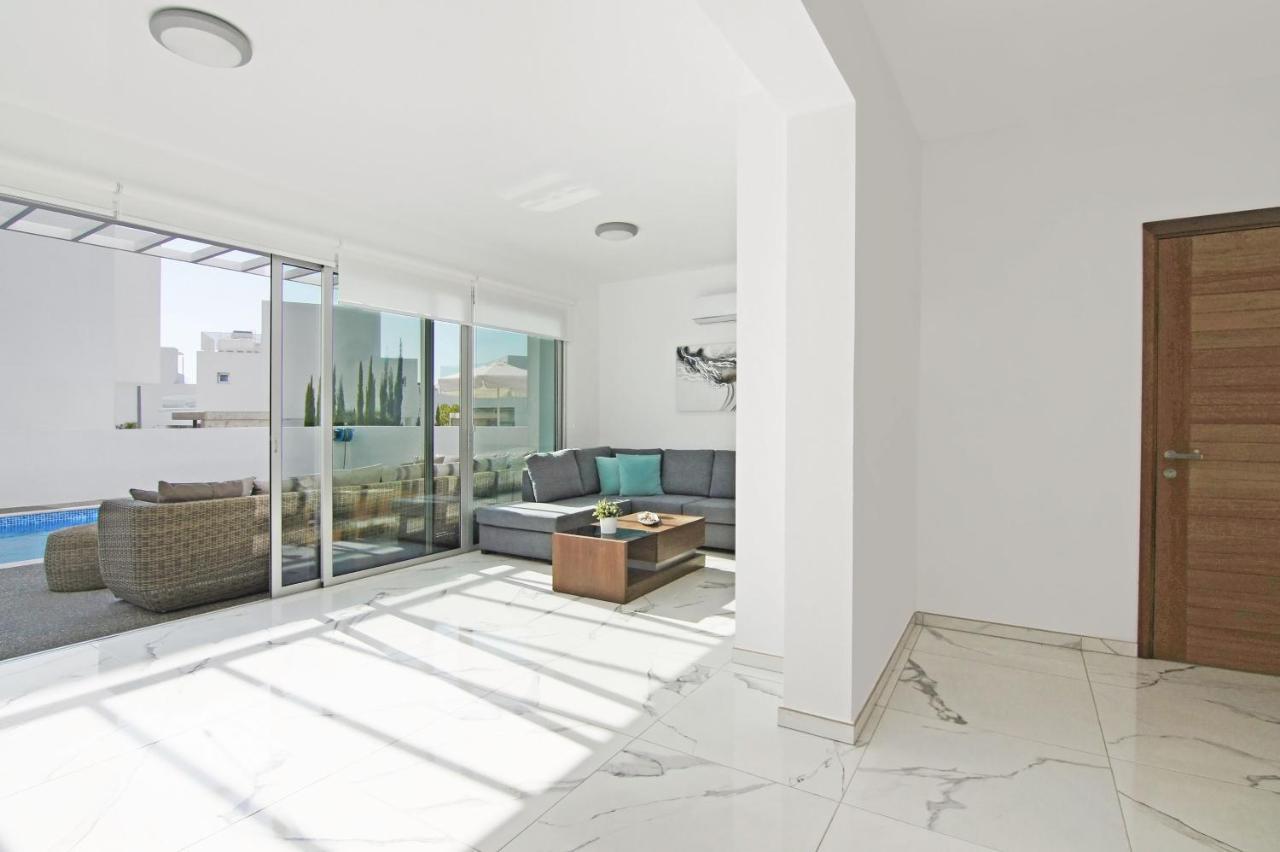 Villa Paradisia Ayía Nápa Extérieur photo